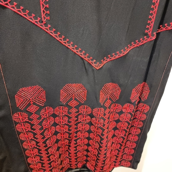TINY by Anthropologie Black and Red Embroidered 100% Silk mini dress size M - Picture 8 of 11